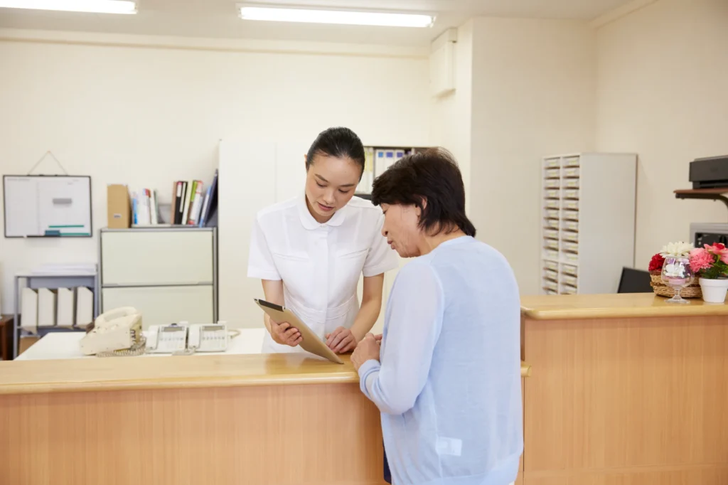 外国人介護人材は就労開始から人員配置基準に算入できる？